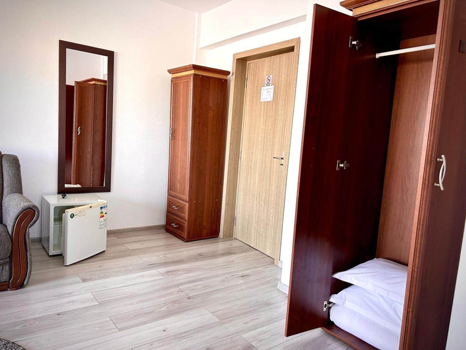 Hotel Levisticum باكاو المظهر الخارجي الصورة