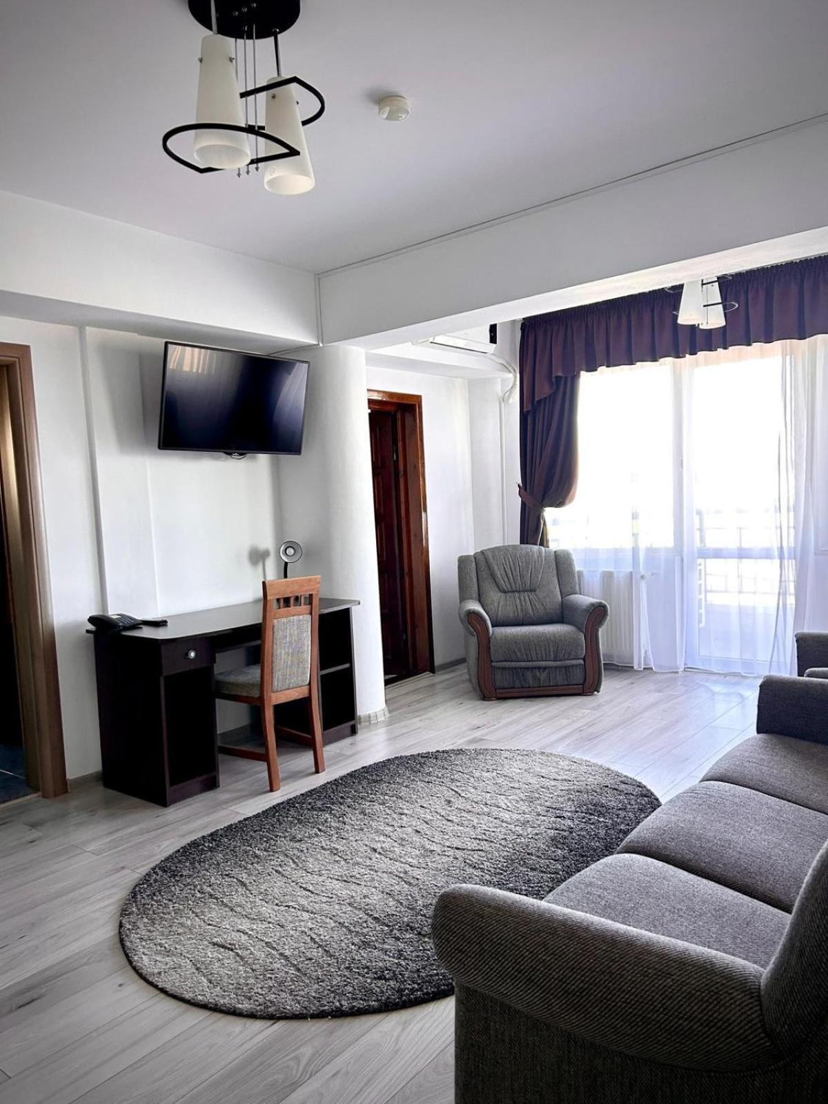 Hotel Levisticum باكاو المظهر الخارجي الصورة